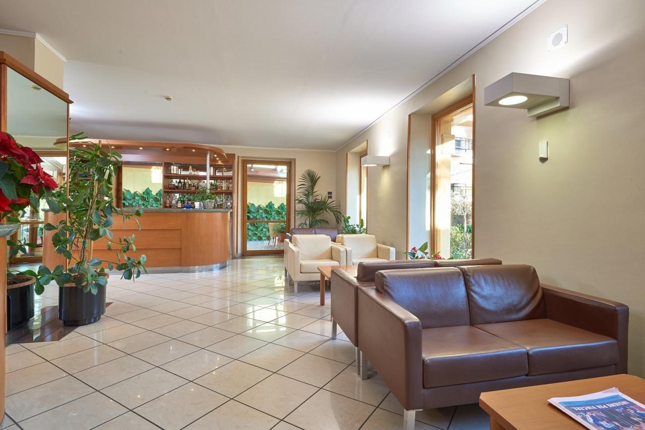 Hotel Careni Villa Italia フィナーレ・リーグレ エクステリア 写真