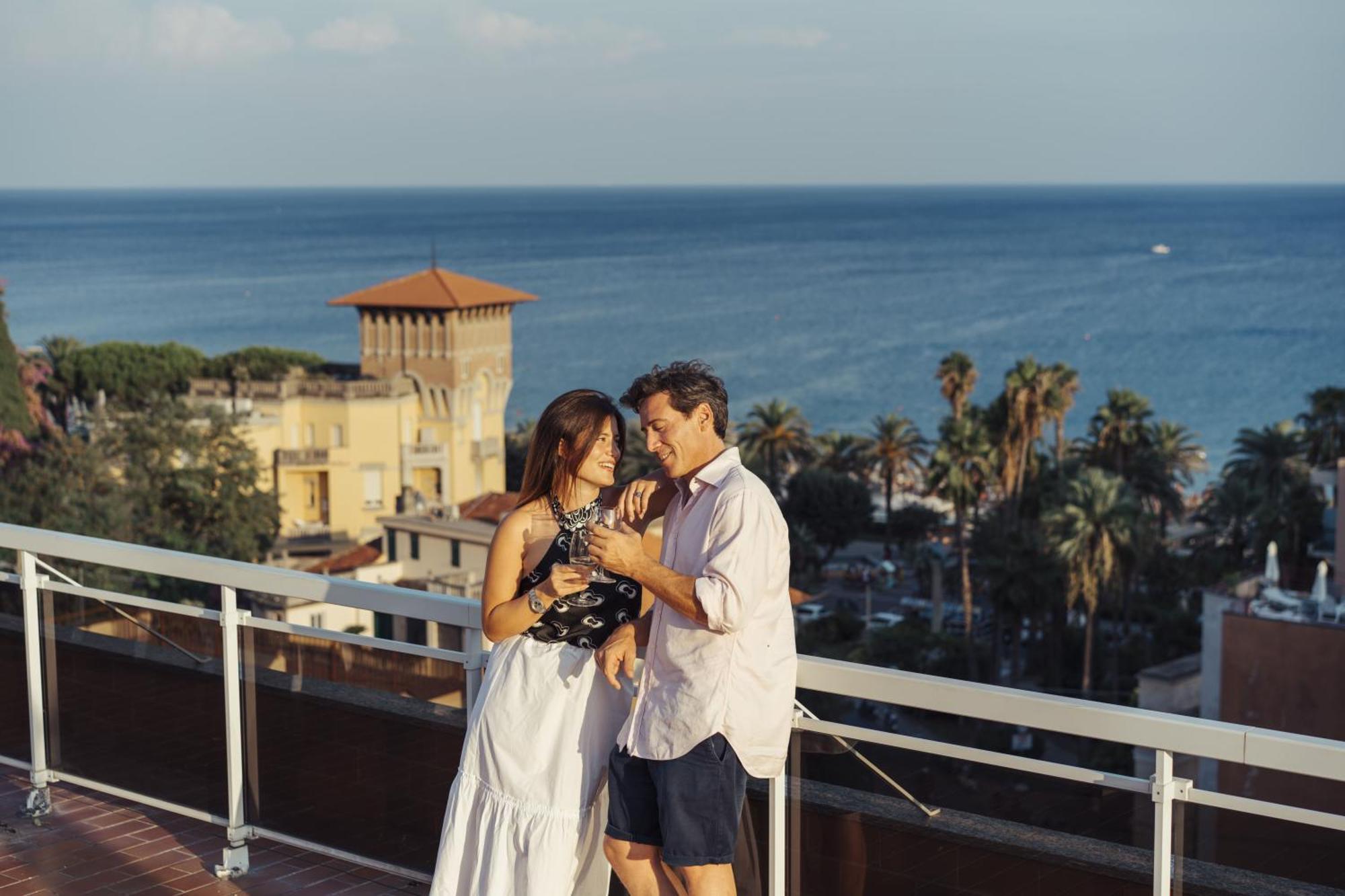 Hotel Careni Villa Italia フィナーレ・リーグレ エクステリア 写真