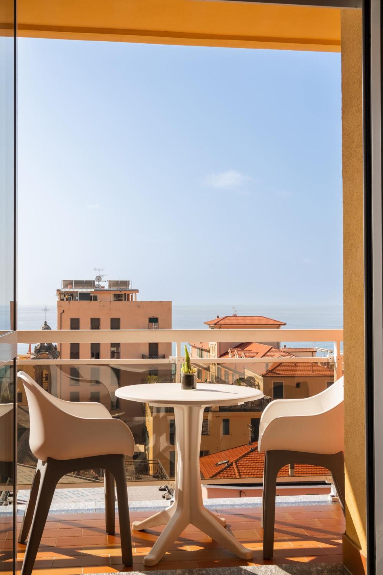 Hotel Careni Villa Italia フィナーレ・リーグレ エクステリア 写真