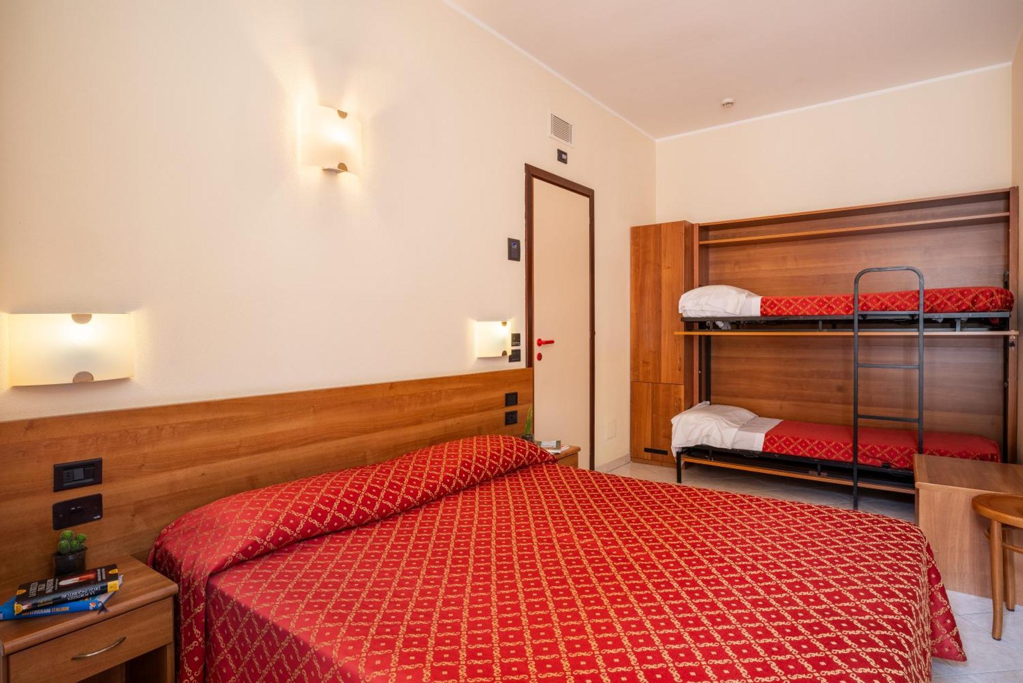 Hotel Careni Villa Italia フィナーレ・リーグレ エクステリア 写真