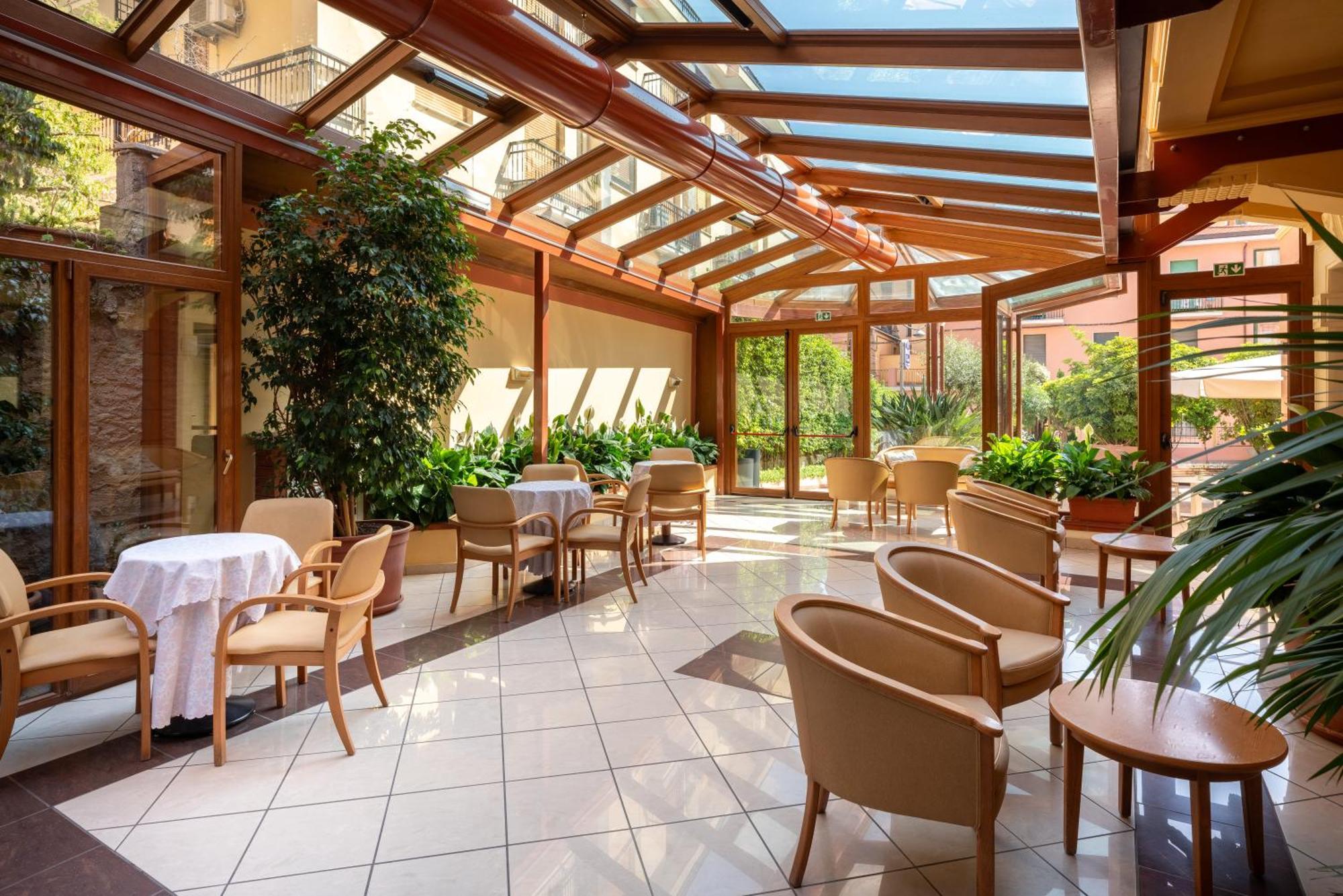 Hotel Careni Villa Italia フィナーレ・リーグレ エクステリア 写真